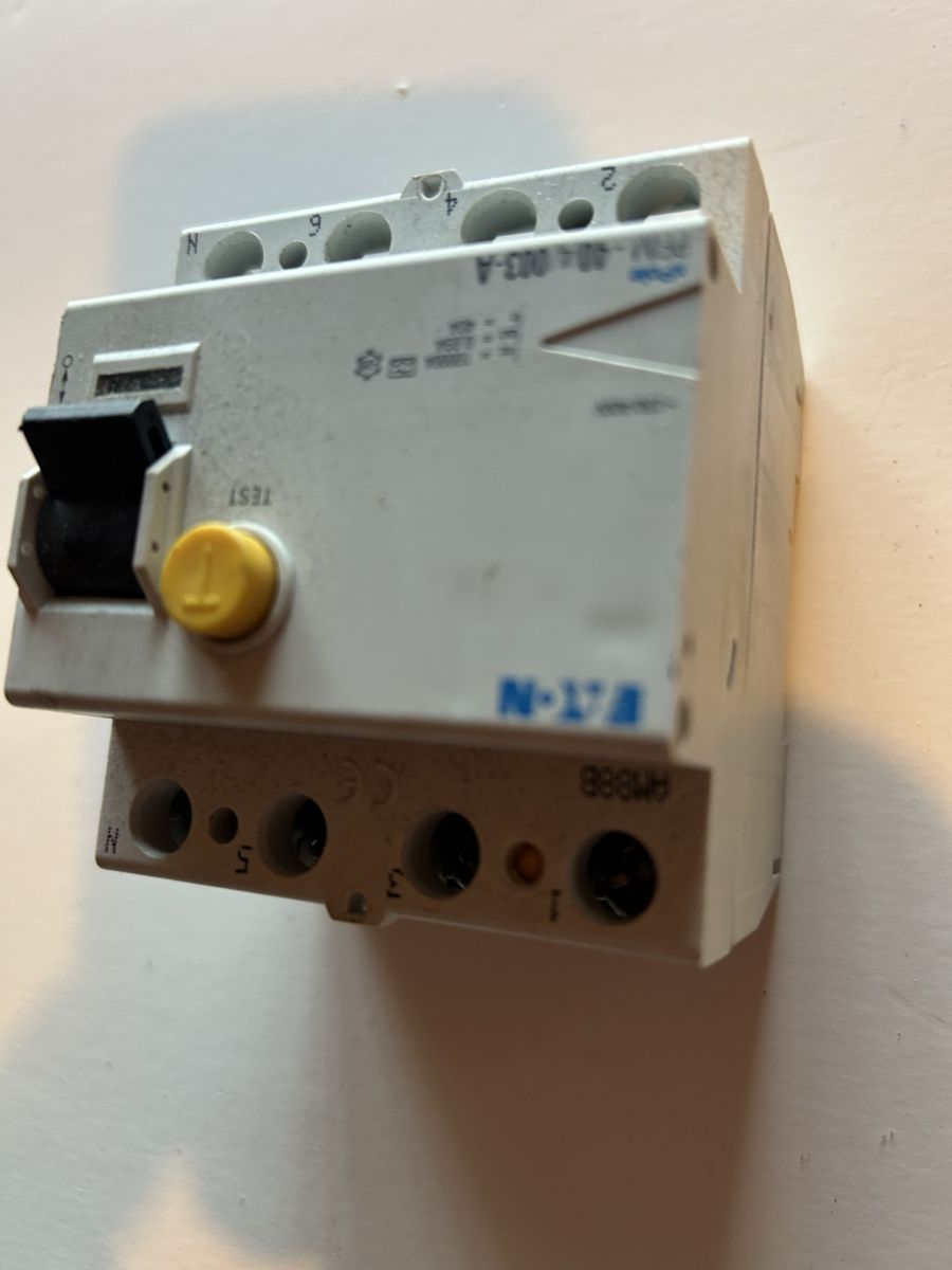 Componenti elettronici: Sicherung – Usato da Rickenbach LU venduto da Brutus05 1