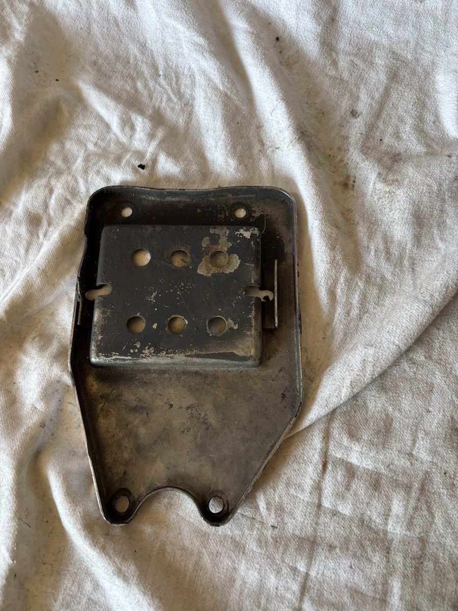 Harley-Davidson Tutti i ricambio per moto: Harley Davidson Oiltank Platte  – Usato da Schötz venduto da Harley35 2