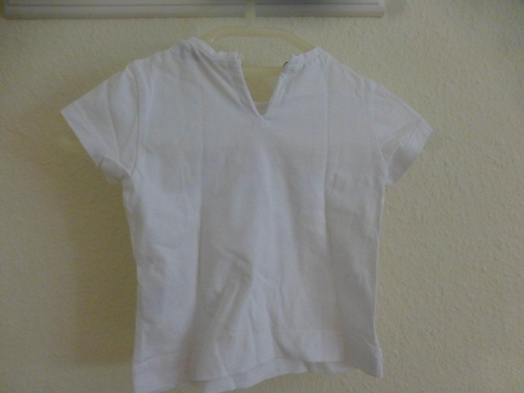 Monnalisa Camicette, T-shirt & Top: Monnalisa Mädchen Shirt in weiss – Usato da Hergiswil NW venduto da annettelia 1
