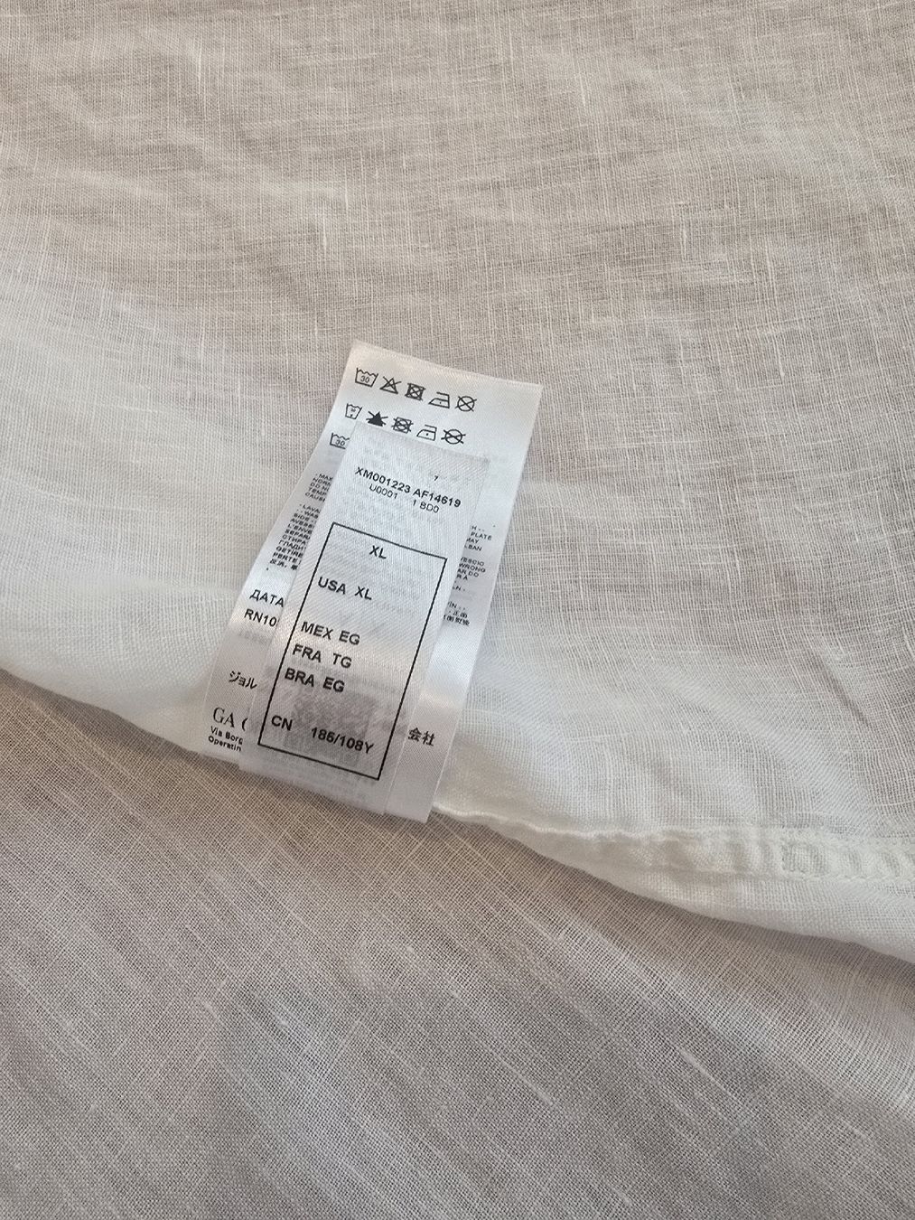 Armani Camicie: Armani Herren Hemd Gr.XL neuwertig  – Nuovo (secondo la descrizione) da Rorschacherberg venduto da Olgamedved 9