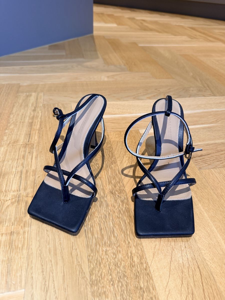 Bottega Veneta Damenschuhe: Bottega Veneta Stretch size 37 – Neu (gemäss Beschreibung) aus Meilen von ana_nln9 1