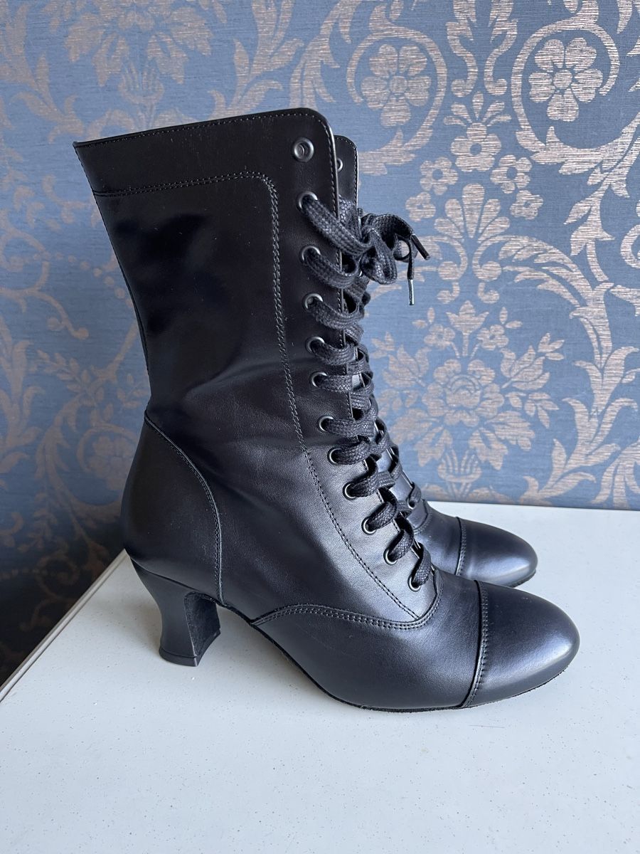 Scarpe da donna: Rumpf Tanzstiefel Gr.41 – Nuovo (secondo la descrizione) da Stallikon venduto da BaumArt