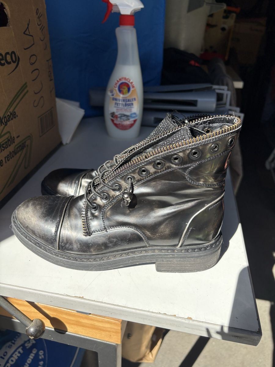 Scarpe da donna: Stivaletti neri fru.it con cerniera frontale – Usato da Giubiasco venduto da mol_f9mf 2