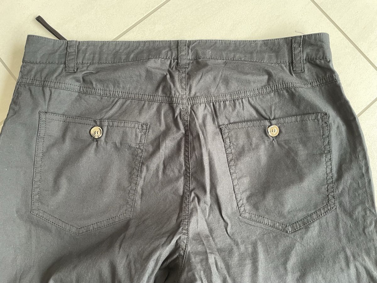 Pantaloni: Damenhose Gr 42 neu 3/4 lang NEU – Nuovo (secondo la descrizione) da Rüti ZH venduto da kar_xx9l 3