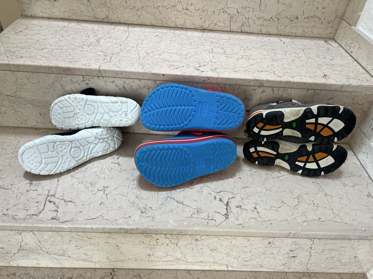 Schuhe für Jungen: Schuhpaket 33 – Gebraucht aus Hedingen von johsaan 1