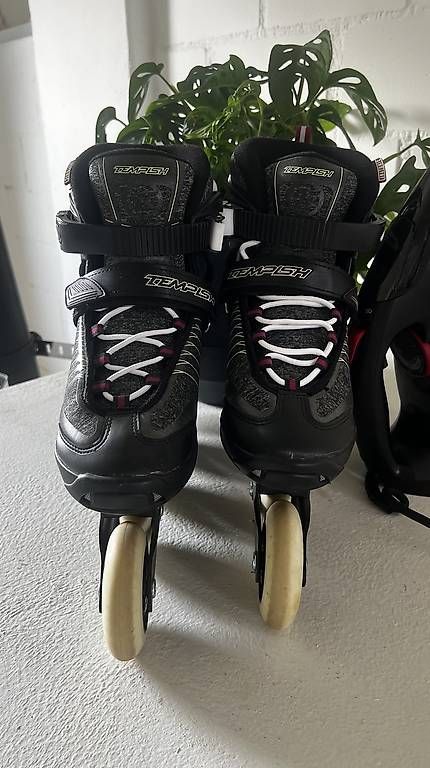 Patins à roul. & inline: Rollerblades Damen von Atomic – D'occasion à Brütten par ann_m5d2 3