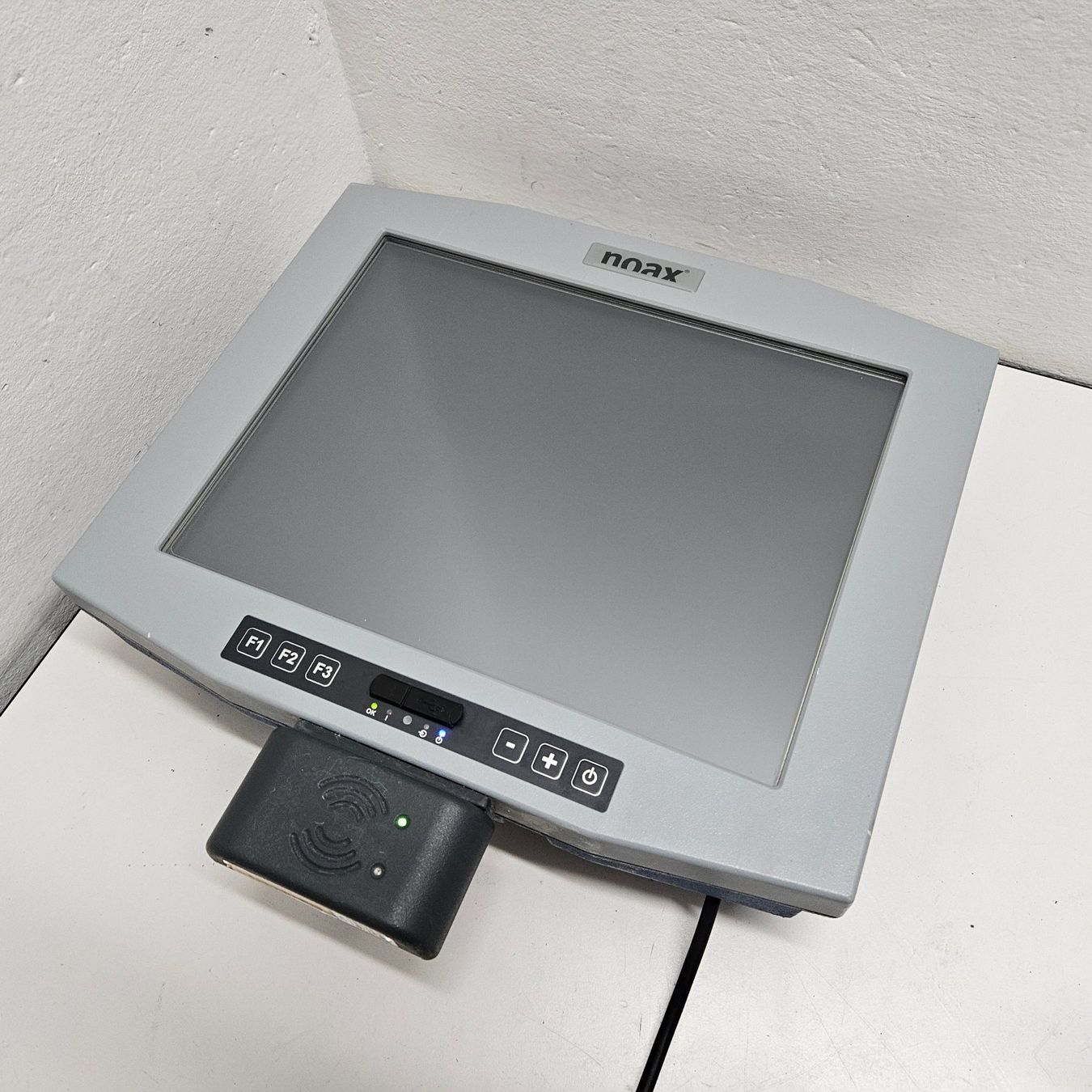 Componenti elettronici: NOAX Industrial PC C15-N1C – Usato da Niederdorf venduto da LeptonAG 1