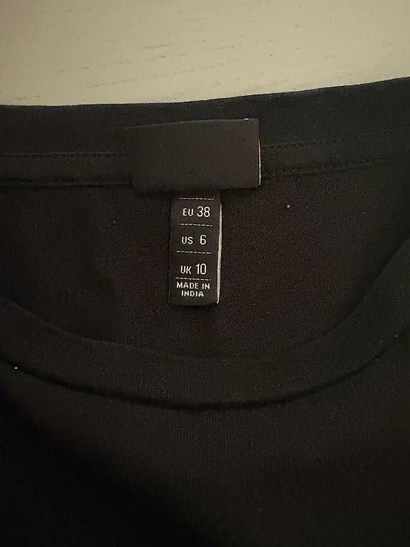 T-shirt: Ellesse T-Shirt Grösse 38 – Usato da Uttigen venduto da extreme08 1