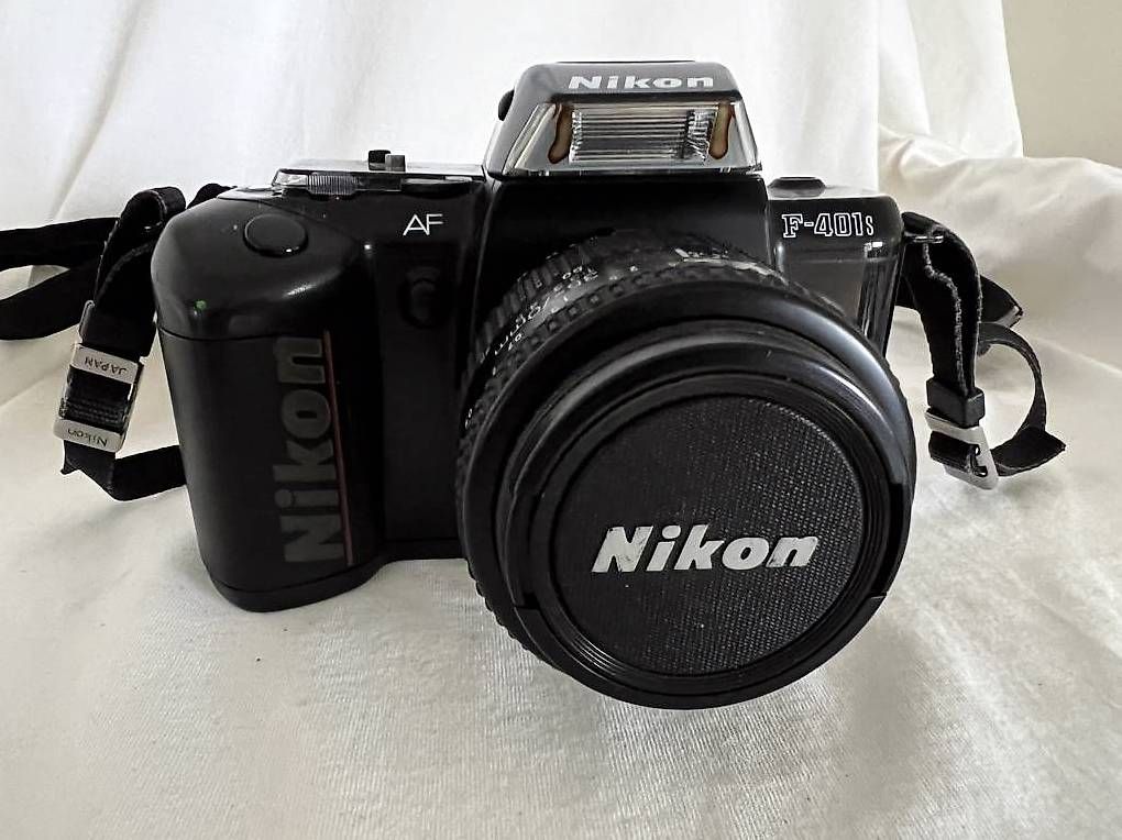 Fotocamera: Nikon F-401s AF – Usato da Lully FR venduto da John82