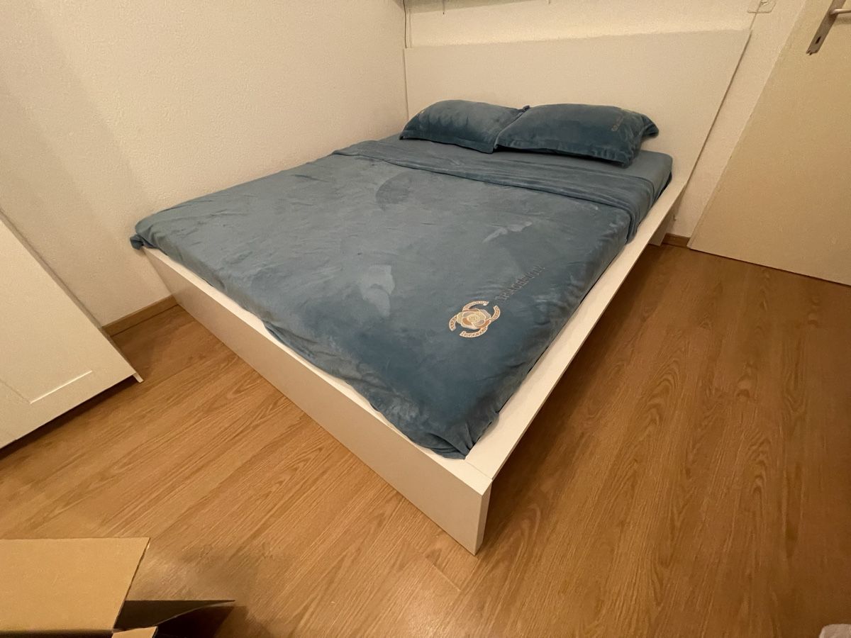 Coperte: Luxuriöses Tagesdecken- & Bettwäsche-Set – Usato da Zürich venduto da hus_qz9f 3