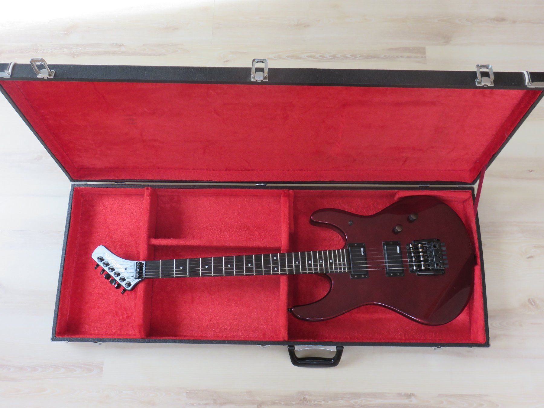 Strumenti musicali: Marshalls, Epiphone, Schecter und Washburn Konvolut – Usato da Kleindöttingen venduto da retoroman 4