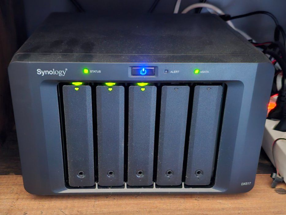 Synology Server: Synology DX517 – Gebraucht aus Brugg AG von sav_qp7j