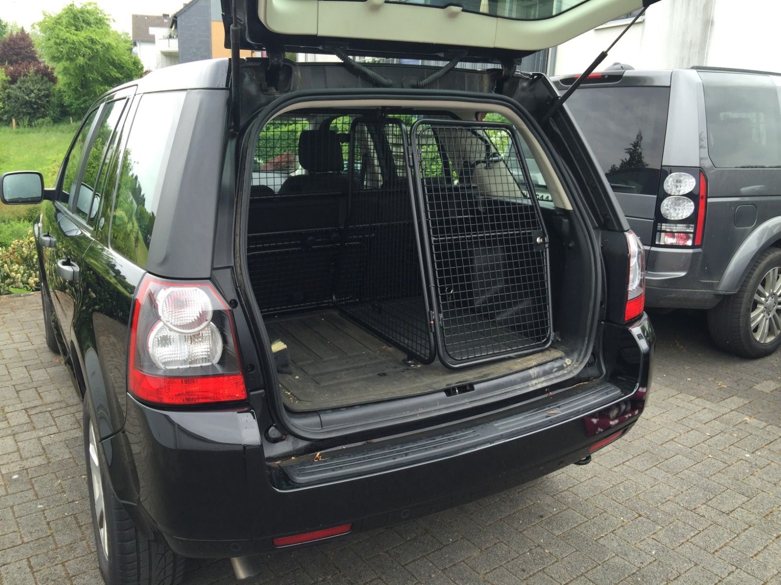 Gabbie, trasporto & Sicurezza: Hundegitter/Box Landrover Freelander 2 – Usato da Aarwangen venduto da Hauku 1