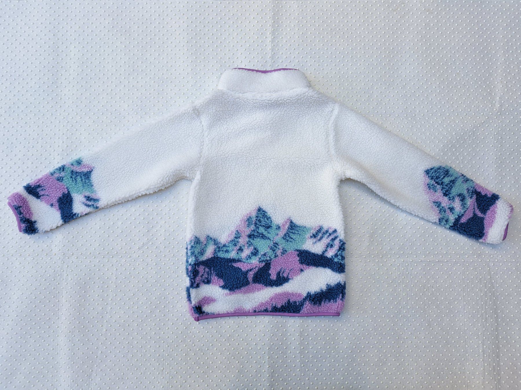 Giacche & Cappotti: Fleece Jacke "Awesome Stuff" Bergmotiv Gr. 134/140 – Nuovo (secondo la descrizione) da Gysenstein venduto da joshuas81 3