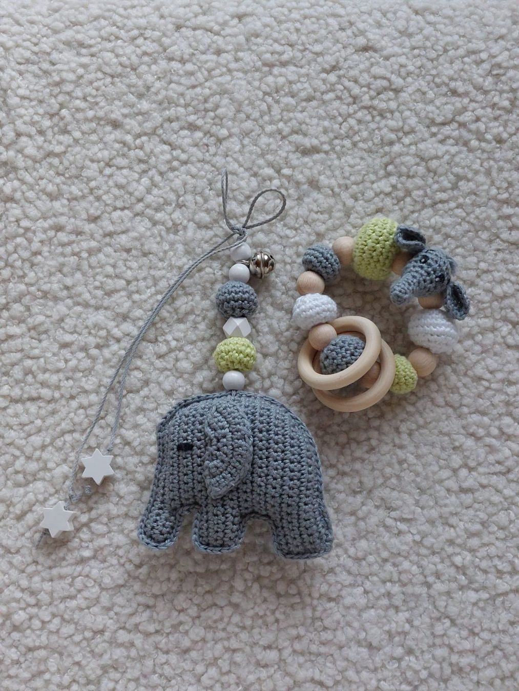Giocattoli: Maxi Cosi Anhänger Elefant / Greifling – Nuovo e nell'imballaggio originale da Bleienbach venduto da babyhandgemachts