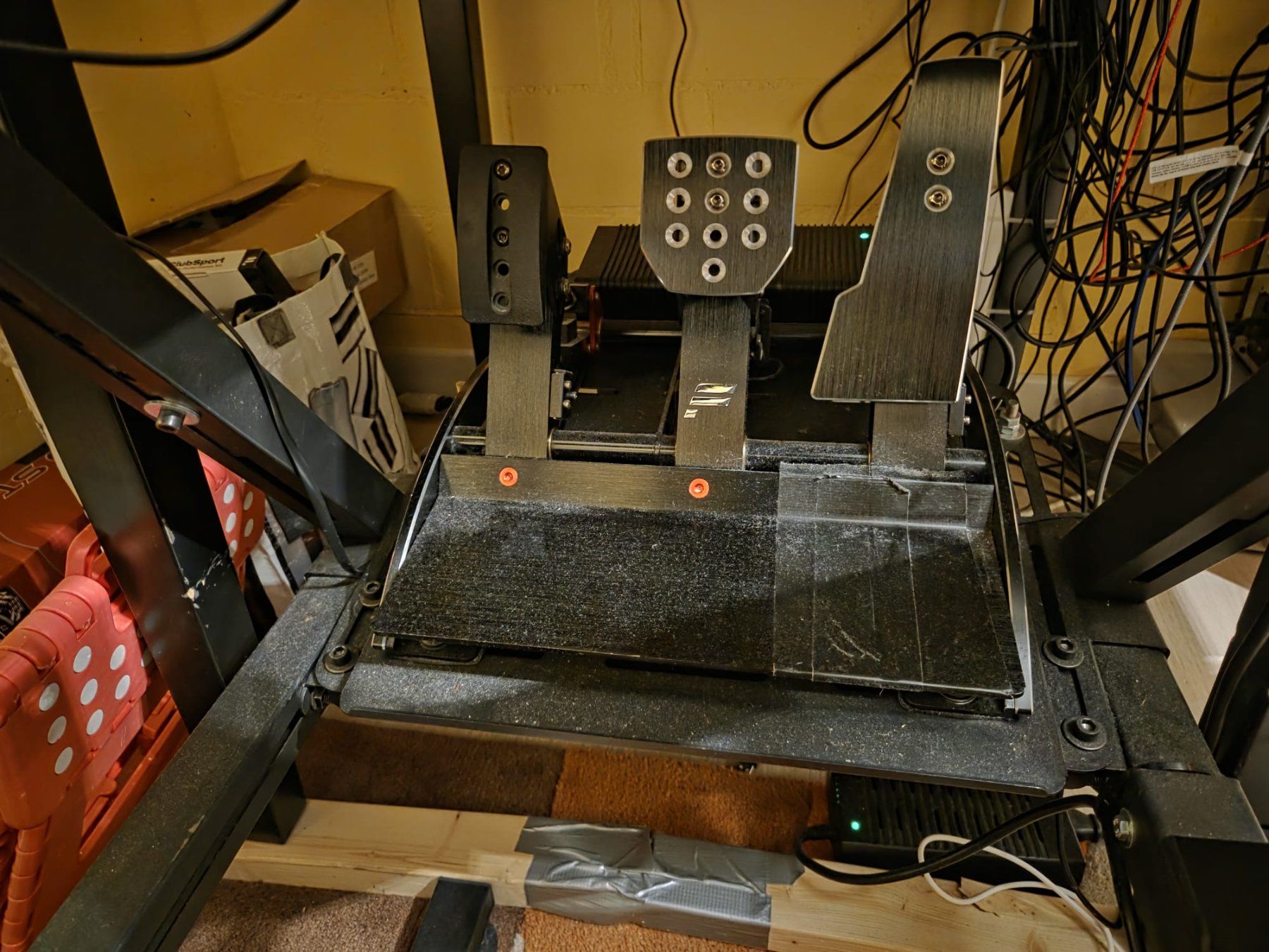 Fanatec Controller: Fanatec Sim Racing Rig - Top Zustand – Gebraucht aus Merenschwand von u_n869 4