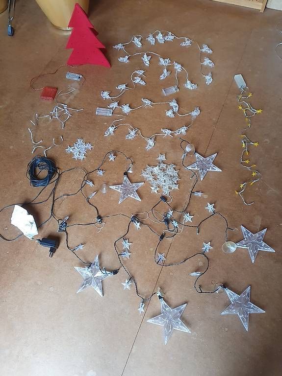 Tutte le decorazioni: Weihnachtsbeleuchtung – Usato da Schänis venduto da 1234567890ABCDEF