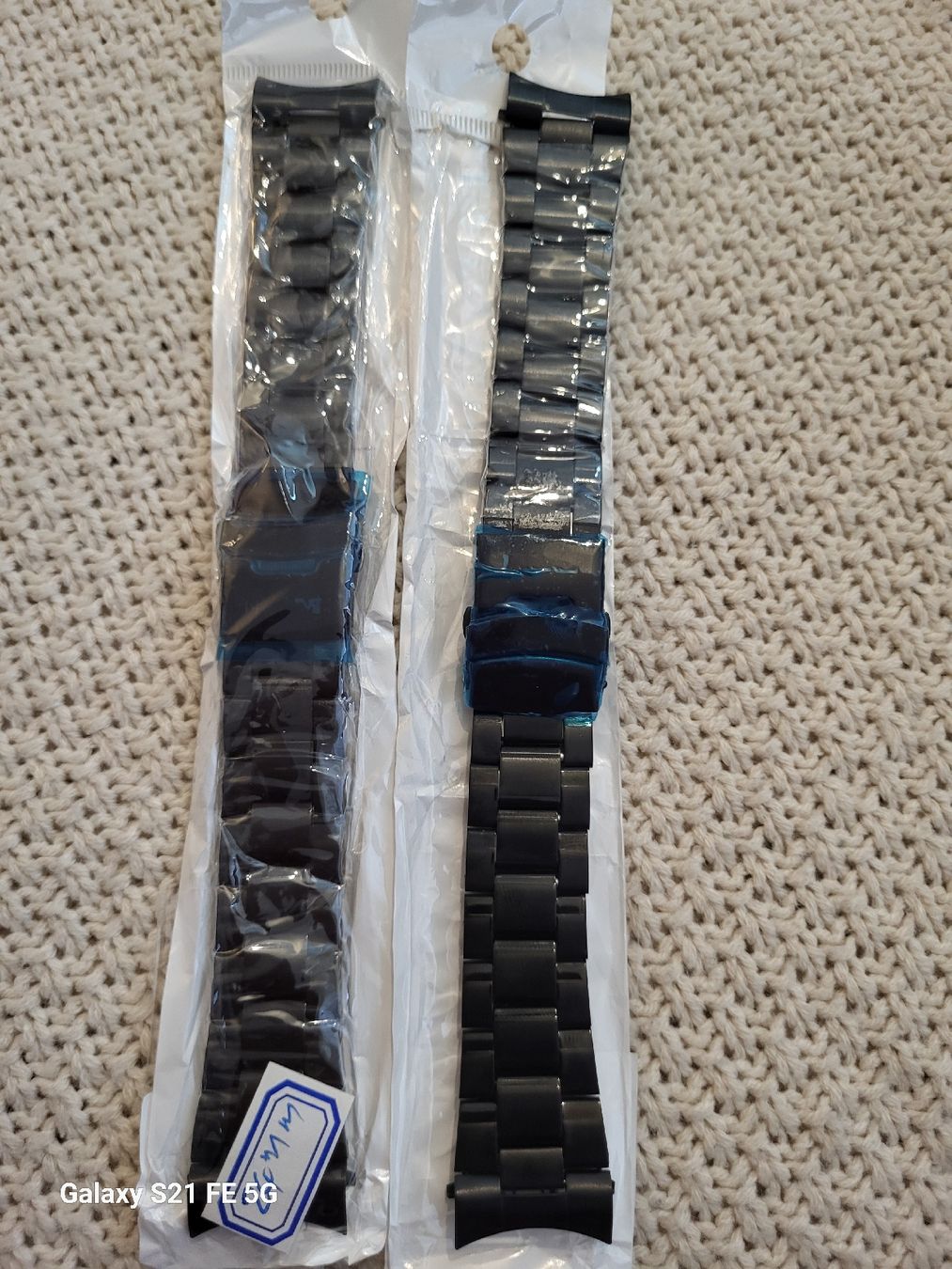 Bracciali & Braccialetti: 24mm Uhrenarmband,schwarz,un iversale – Nuovo e nell'imballaggio originale da Riehen venduto da tamola67