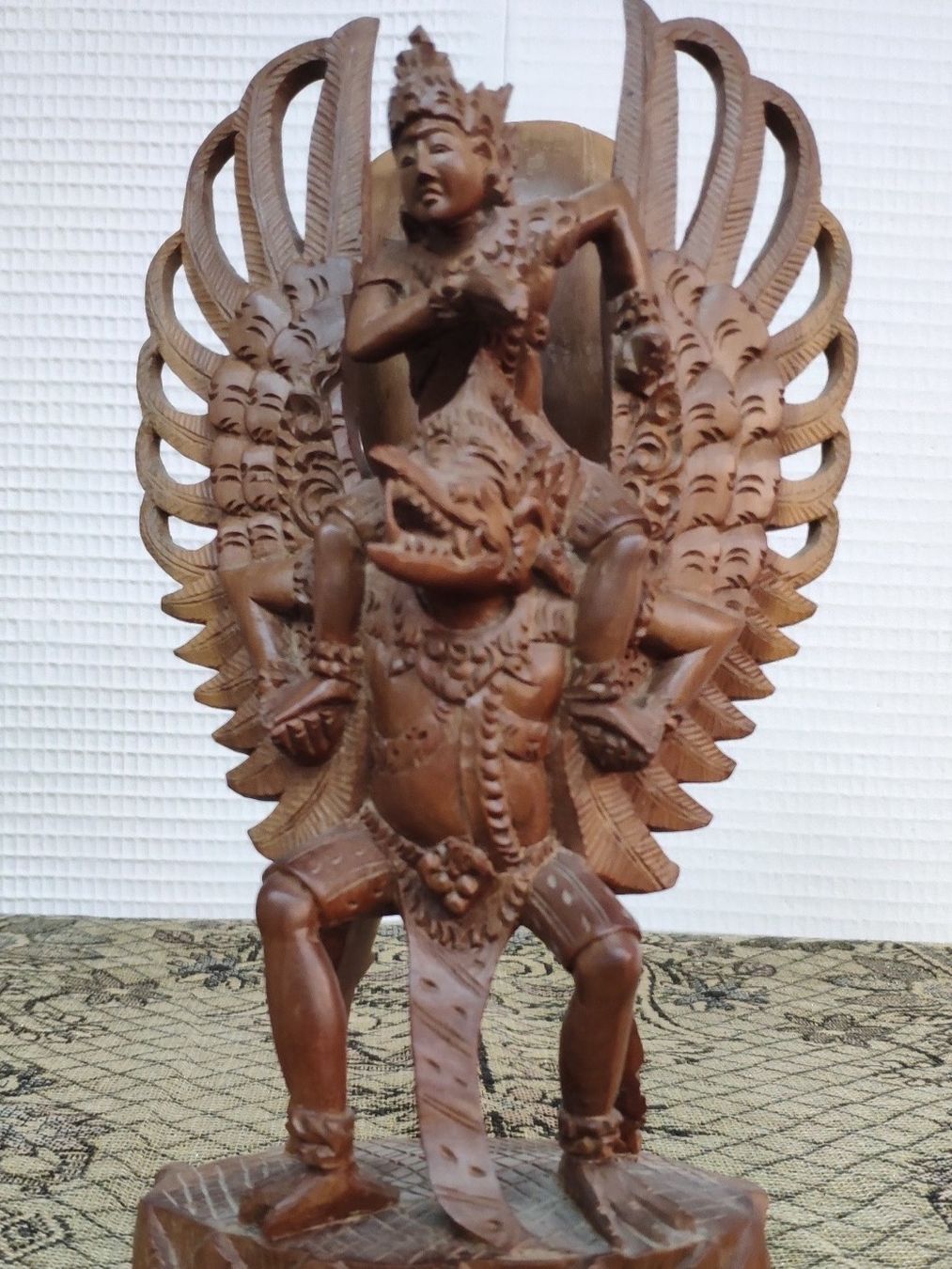 Tutte le decorazioni: Holzfigur Garuda Bali Deko – Usato da Schlieren venduto da Jeajet
