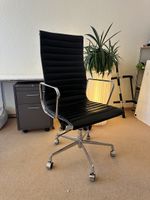 Design Executive Bürostuhl – metall & schwarzes Leder