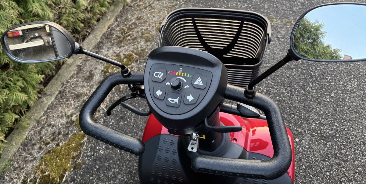 Veicoli elettrici: Scooter Ceres-SE – Usato da Wolfwil venduto da Pjw0 5