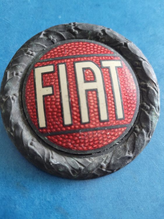 FIAT EMBLEM ORIGINAL ANTIK (Gebraucht) in Kriens für CHF 11 – mit ...