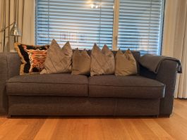 Schlafsofa dunkelgrau mit Lattenrost guter Zustand