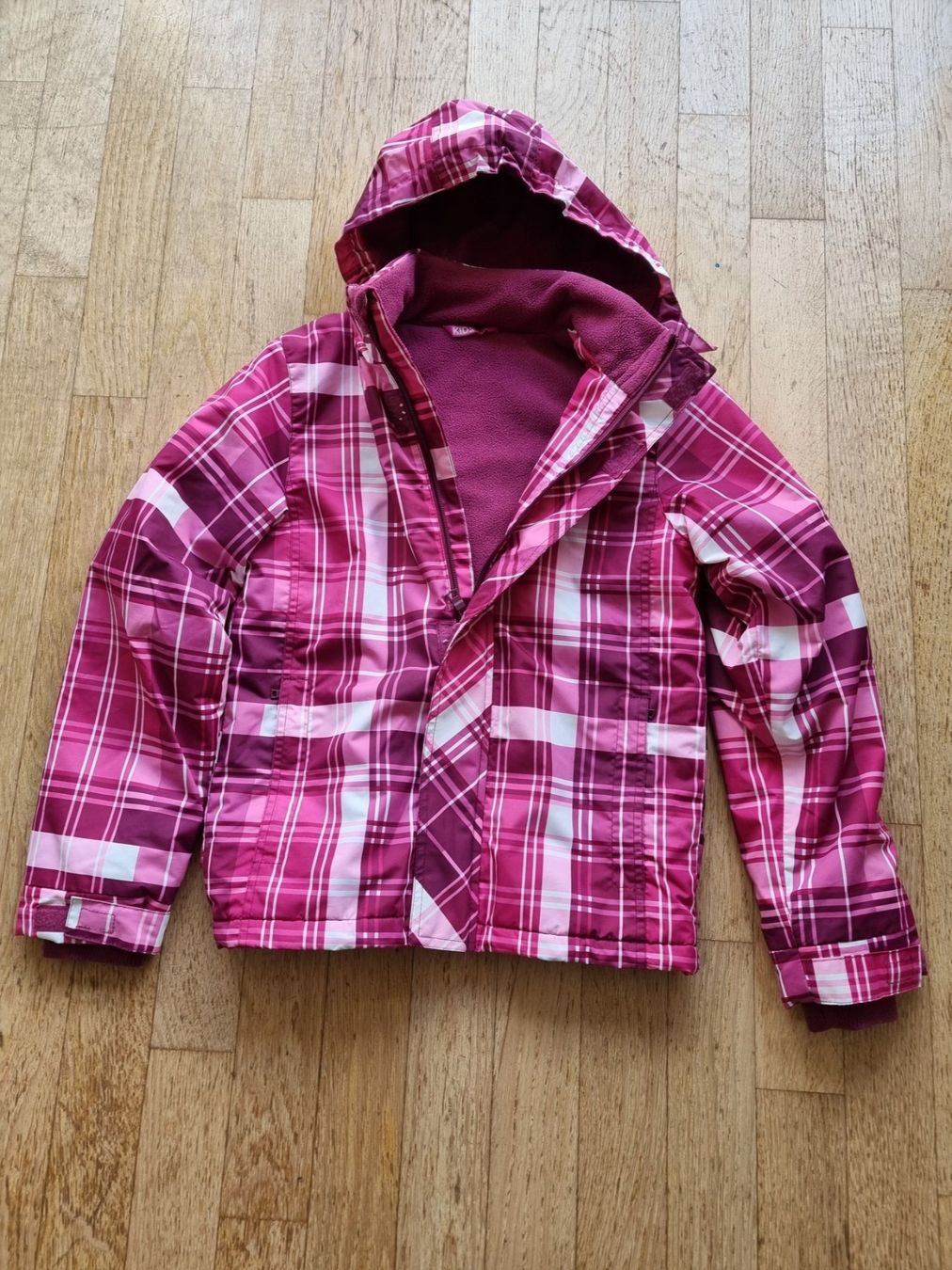 Giacche & Cappotti: Winterjacke mit Kapuze Grösse 152 – Usato da Buchrain venduto da Xaro01