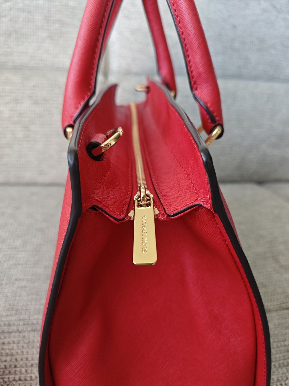 Michael Kors Borse da donna: Michael Kors Shoulder Bag Red 🍒 – Usato da Zürich venduto da alu_dzr7 6