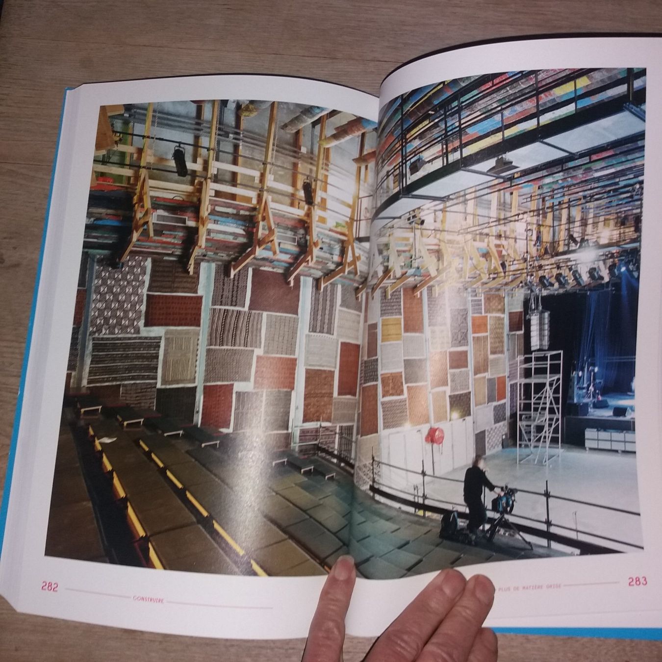 Libri: ARCHITEKTUR   Matiere Grise   eindrücklich rar – Usato da Welschenrohr venduto da Regool 5