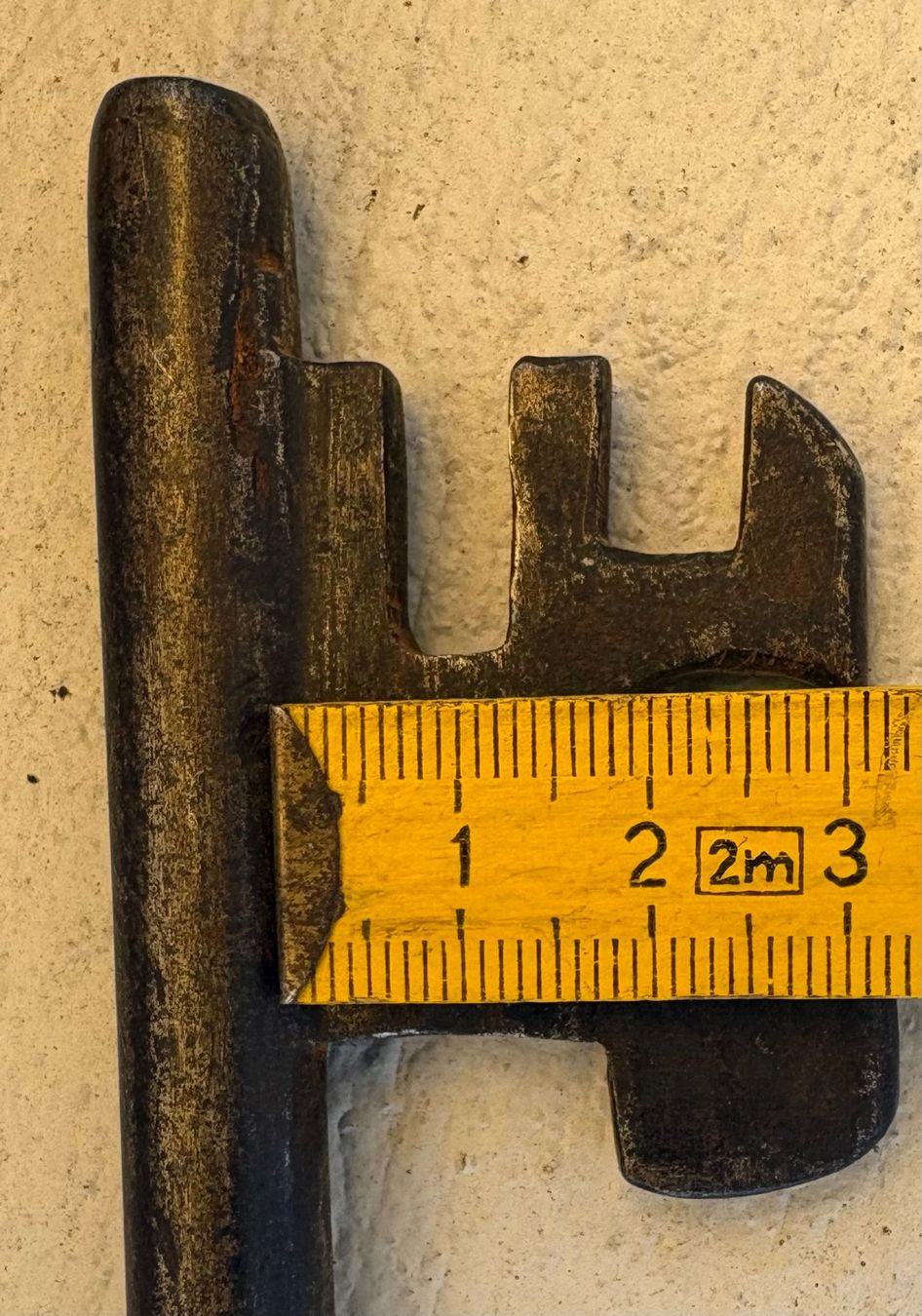 Chiavi: ANTIKER EISEN SCHLÜSSEL 36CM LANG – Usato da Ostermundigen venduto da wini63 5