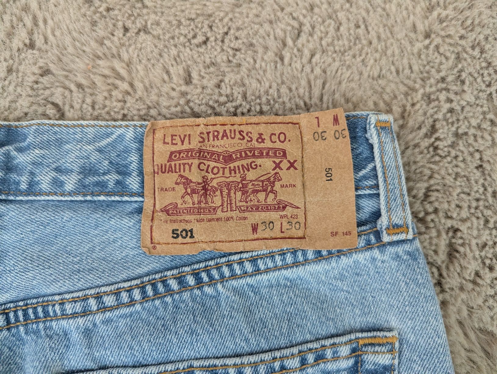 Levi's Jeans: jean Levi's 501 30/30 – Gebraucht aus Montreux von dem_gyt9 4