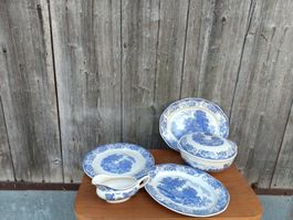 Royal Tudor Ware "Olde England" – grosses englisches Service