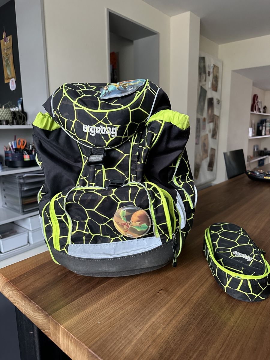 Ergobag Sacs à dos: Schulrucksack Ergobag mit Etui – D'occasion à Winterthur par manelio113