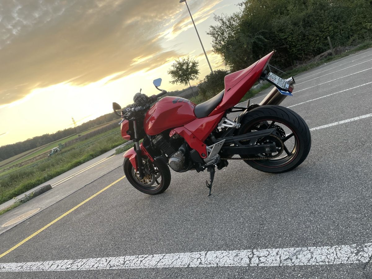 Kawasaki Strada: Kawasaki Z 750 Preis VB – Usato da Basel venduto da Jonas.Federer 6