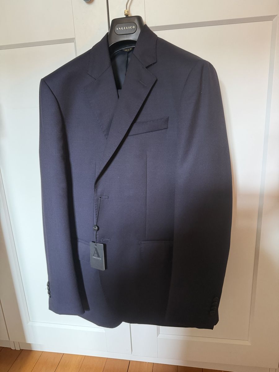 Completi: Angelico Suit Size - Size 50 - Navy - New – Nuovo (secondo la descrizione) da Vordemwald venduto da gerard.green