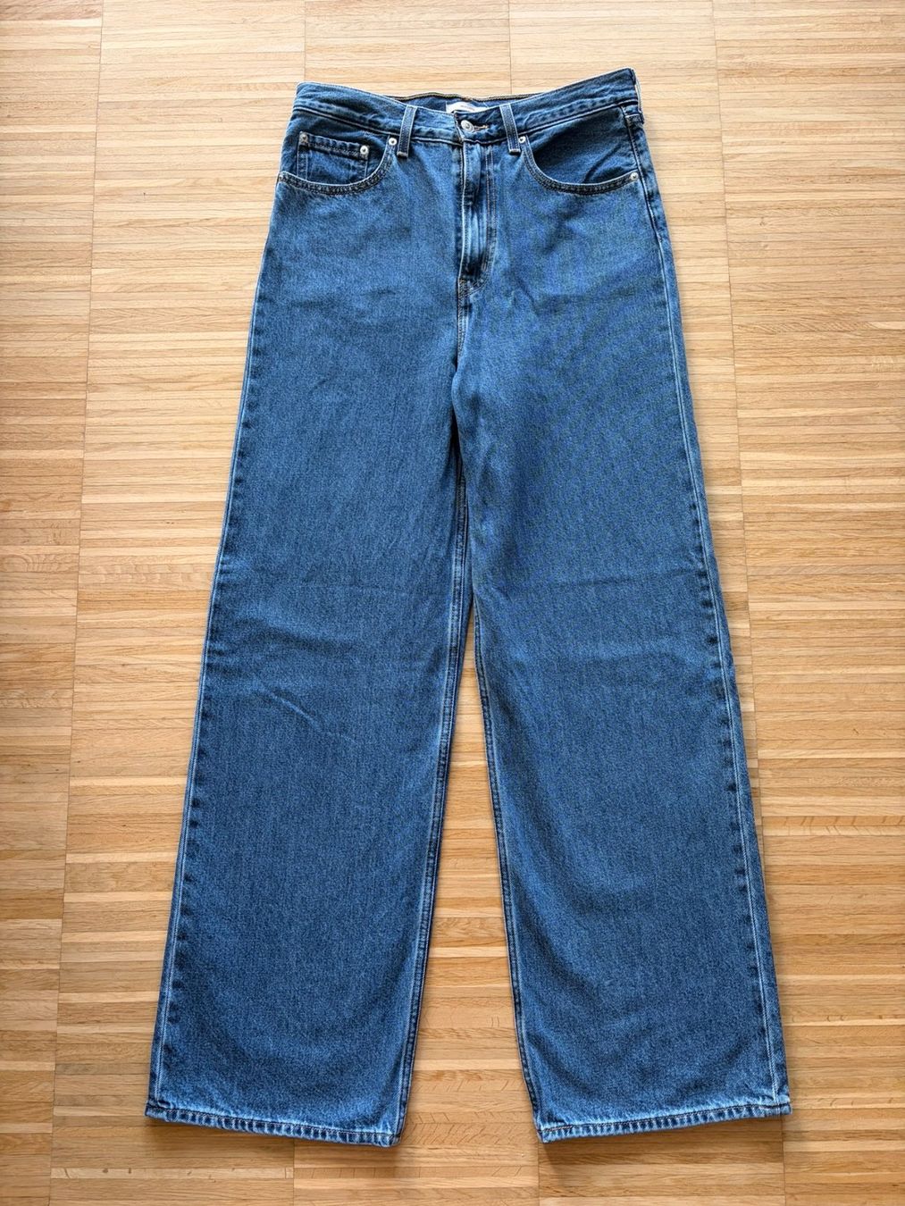 Levi's Jeans: Jeans Levi's High Loose W30 L33 – Usato da Schlieren venduto da con_hdp9 1