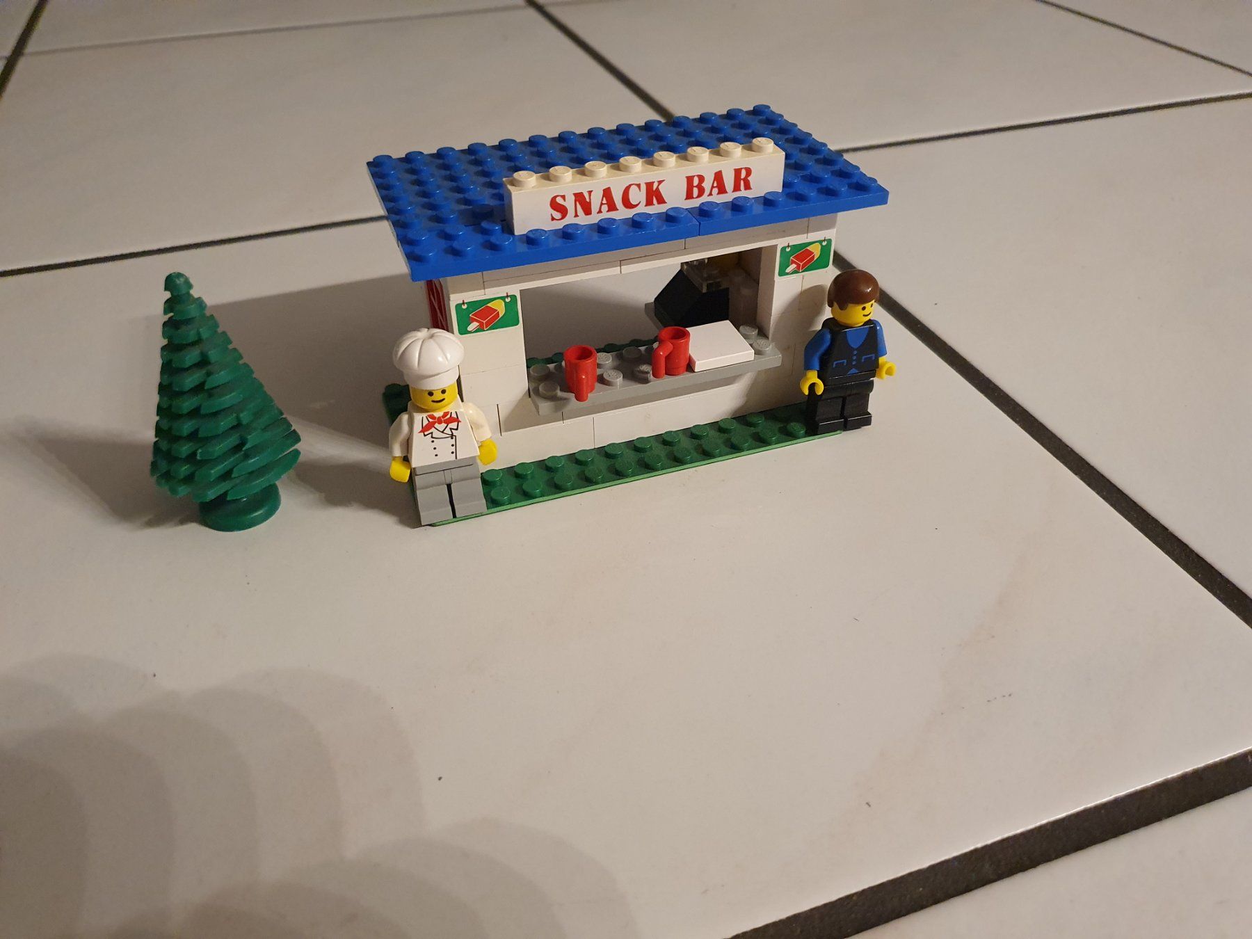 Lego Jouets: Lego 675 Snack Bar – D'occasion à Schattdorf par mamo1952