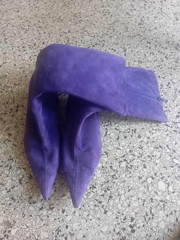 Chaussures femmes: Wildleder Pumps gr.37 c – D'occasion à Basel par Petergunn