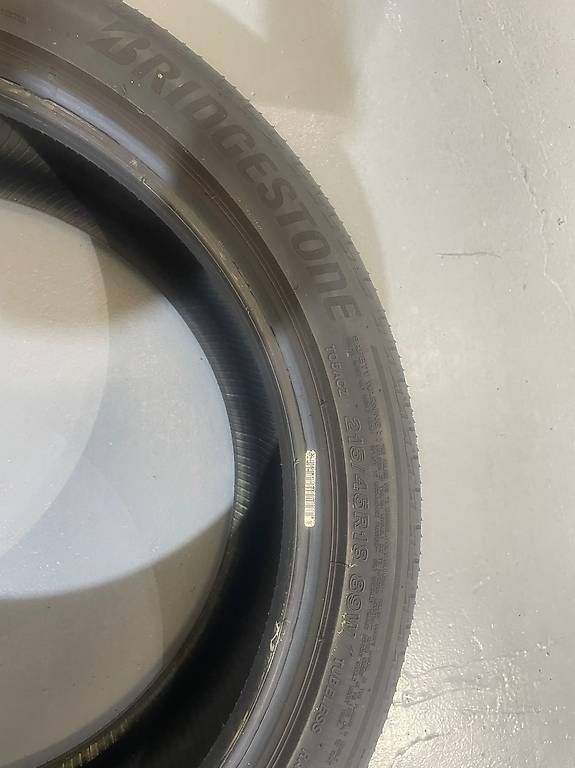 Sonstiges Schreiben & Zeichnen: 4 pneumatici estivi Bridgestone – Gebraucht aus Lugano von fed_xx7y