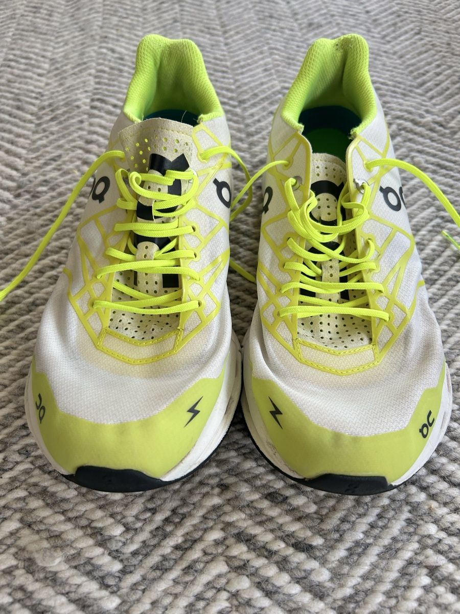 On Scarpe da uomo: On Limited Edition – Usato da Montagnola venduto da ste_w9hh