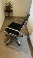 Bürostuhl aus Leder und Stahl