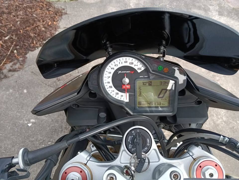 Aprilia Strada: Aprilia Tuono V4 – Usato da Chanéaz venduto da NaZaMy2908 3