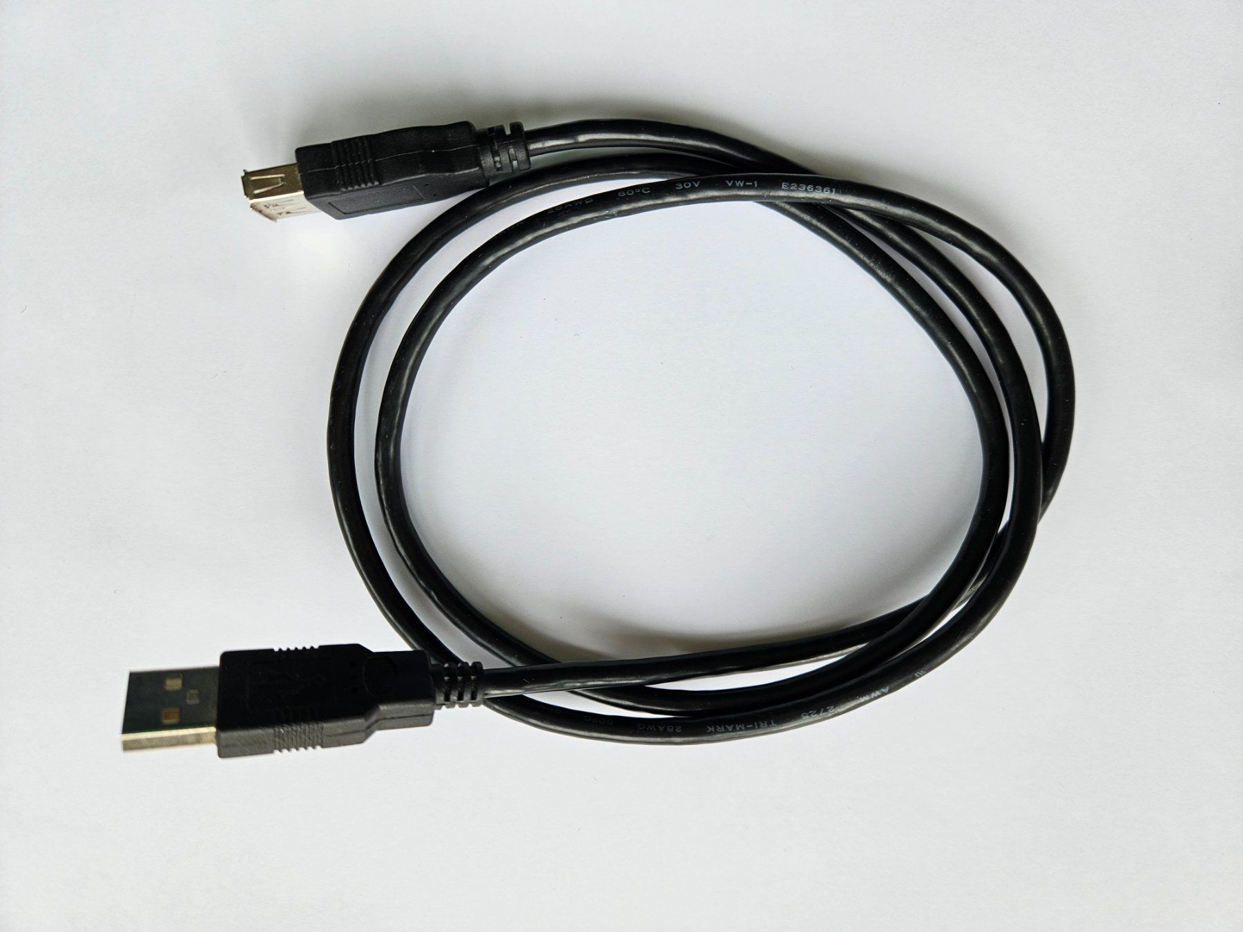 Cavi: USB 2.0 Verlängerungskabel 1m schwarz – Usato da Bern venduto da Philipp8578