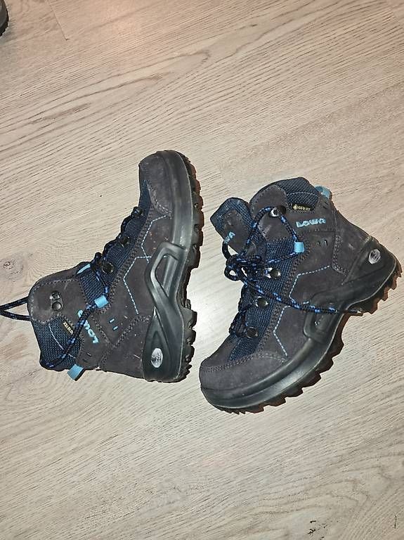 Scarpe per ragazzi: Lova wanderschuhe gr 29 – Usato da Rodersdorf venduto da wer_6kyb