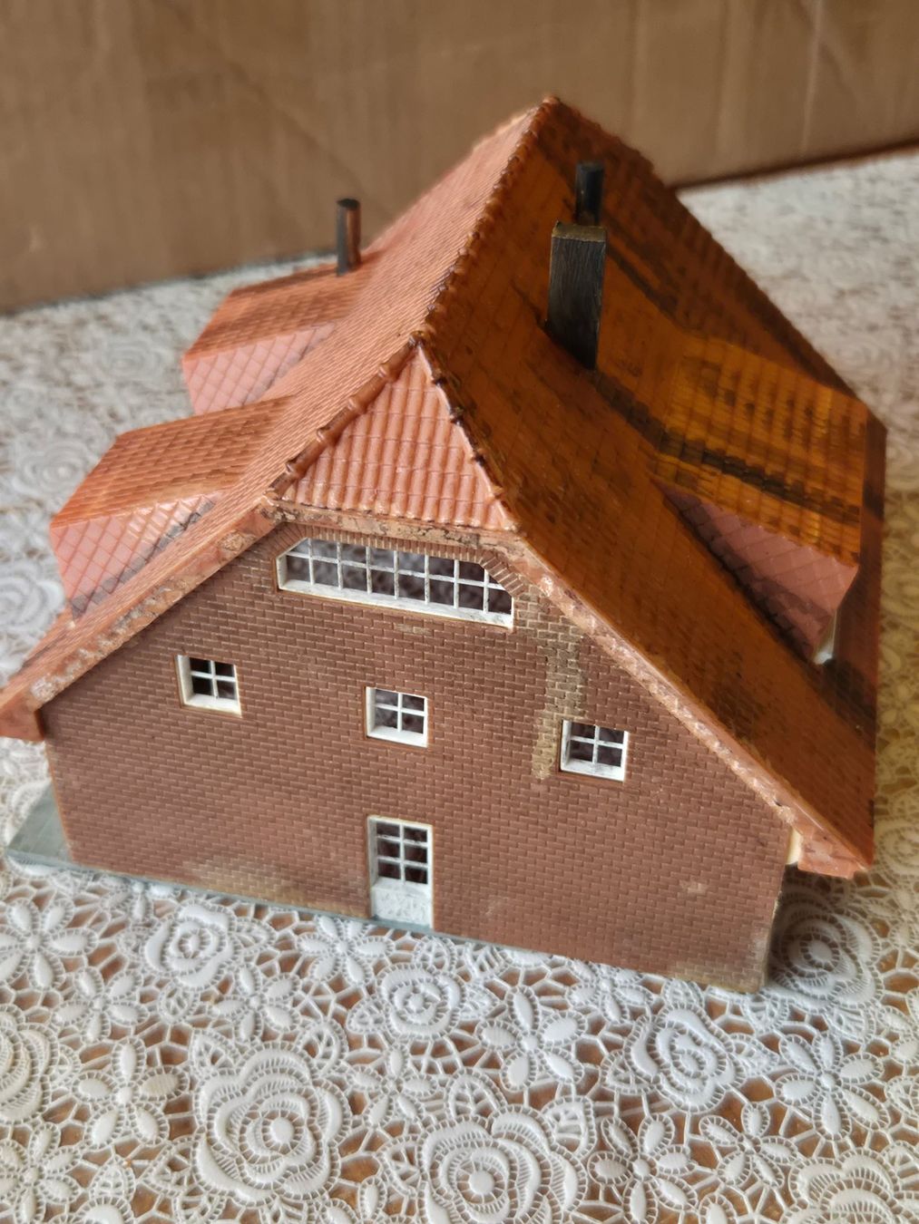 Kibri Modelleisenbahnen: grosse sächsisches Landhaus in H0 – Gebraucht aus Bibern SH von streunekater 3