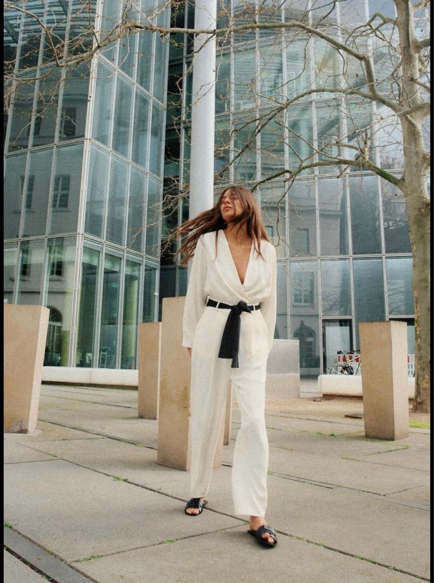 Zara Tute: Zara onesie – Nuovo e nell'imballaggio originale da Opfikon venduto da ari_7yn2 4