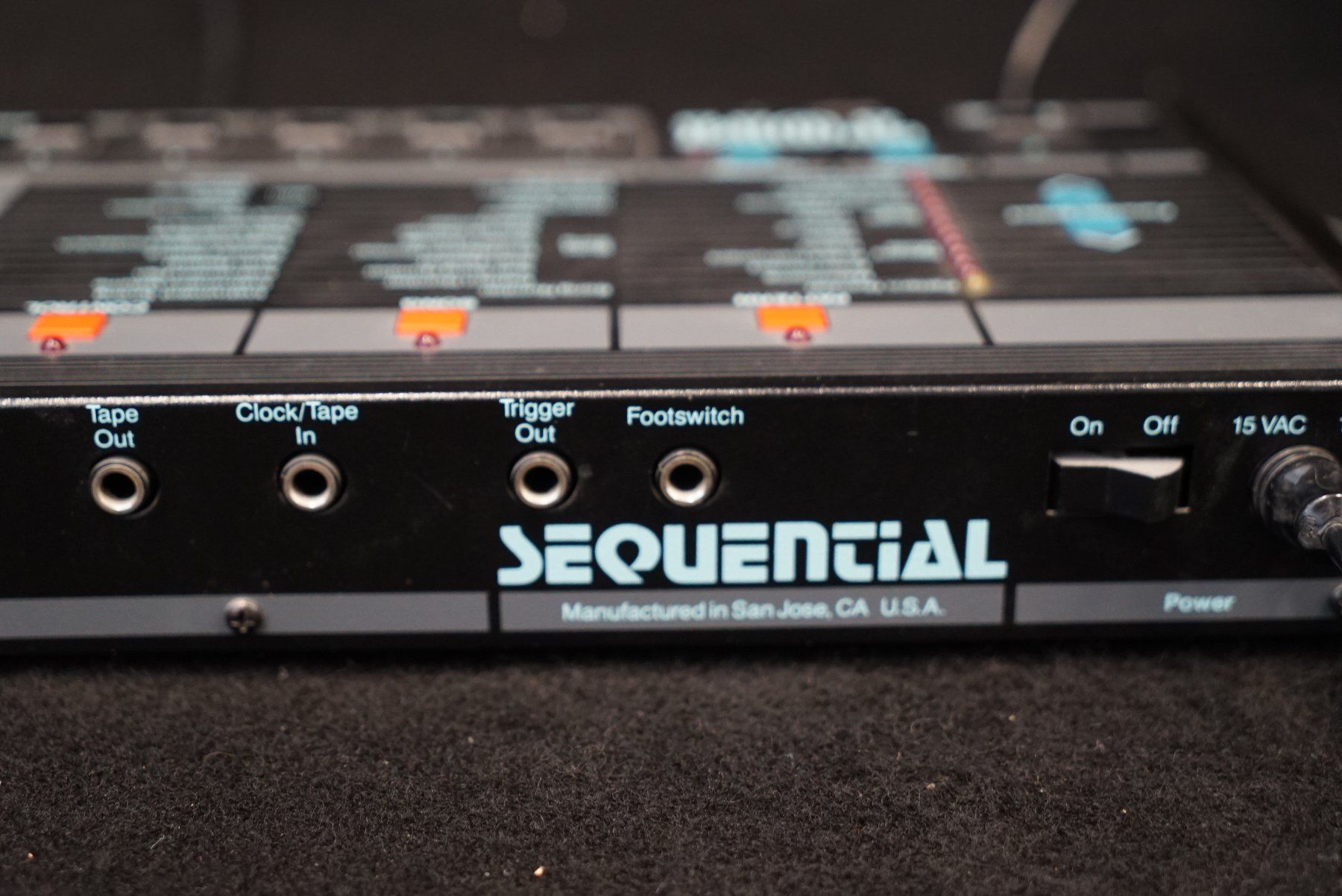 Sequential Strumenti musicali: Sequential TOM Model 420 Drum Machine mit Netzteil 2 Cards – Usato da Ortschwaben venduto da Musictrade 9