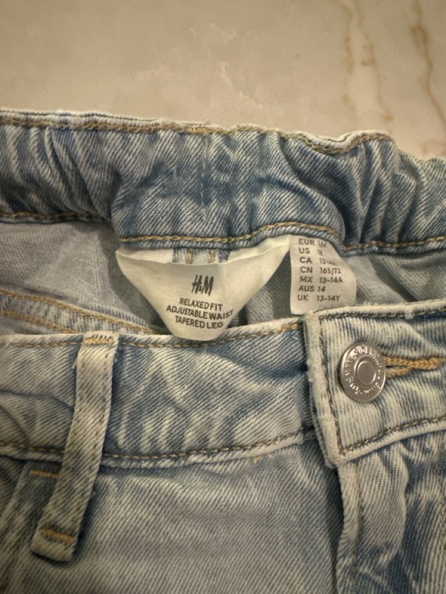 H&M Pantaloni: Jeans H&M – Usato da Founex venduto da reb_fws9 1