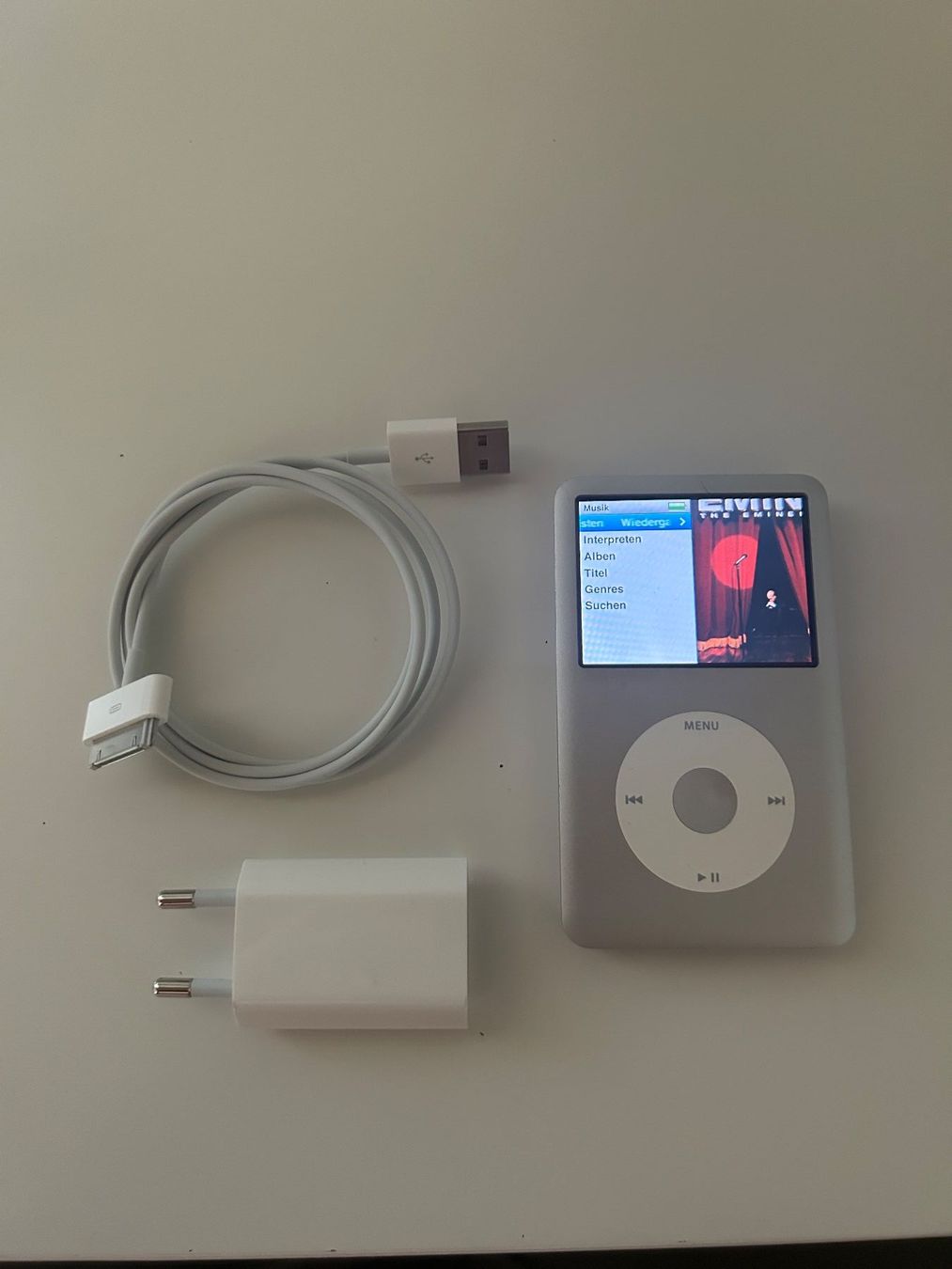 Apple Tragbarer Mediaplayer: Apple iPod Classic 80 GB Silber – Gebraucht aus Unterlangenegg von Thl_2072